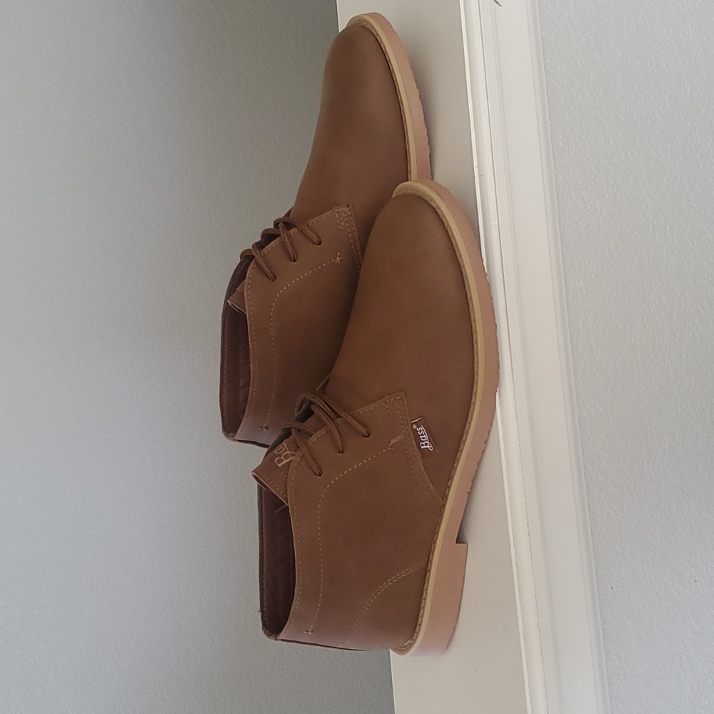 G.H. Bass, Brown Shoe, Size 10